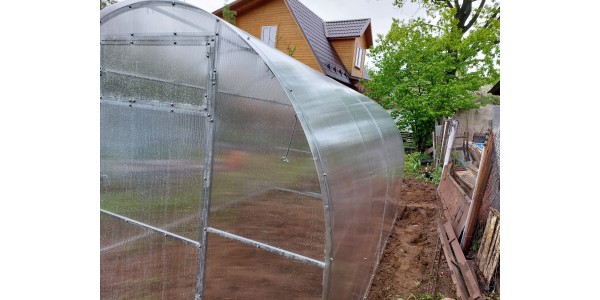 Теплица и ландшафт: как создать единый стиль Теплица и ландшафт: как создать единый стиль